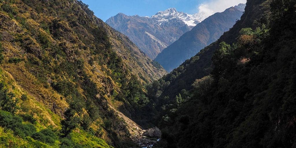 Day 3: Trek to Lama Hotel (2470m)