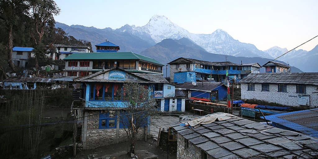 DAY 6: Tikhedhunga to Ghorepani (2860m)