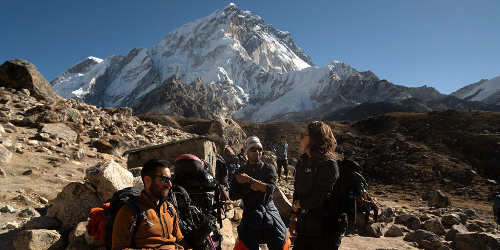 DAY 16: NAMCHE to PHAKDING