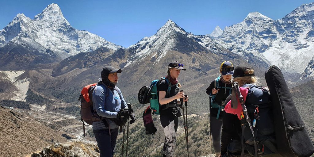 Day 4: Acclimatisation day Everst View Hotel